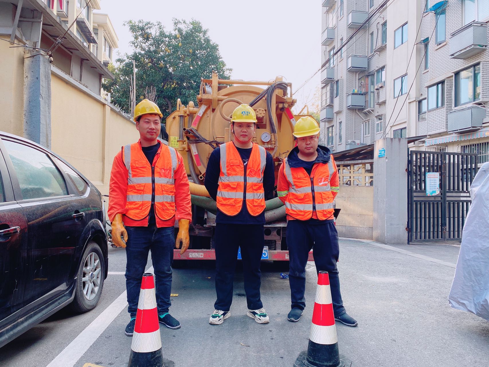 金典南京某小区管道清淤检测施工